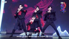 ​《上线吧！华彩少年》歌舞创新 王俊凯分享演出经验