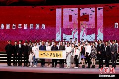 ​100位当红演员参演一部电影，是什么样的画面？