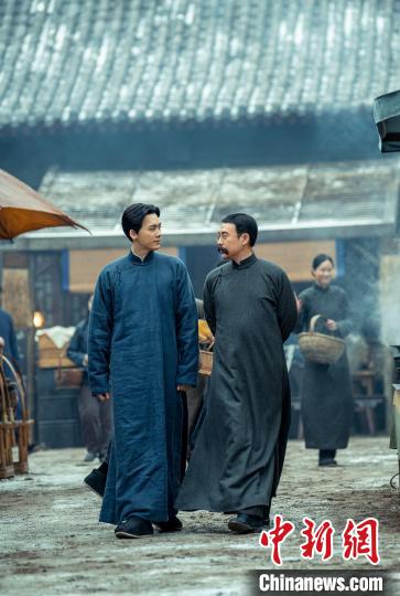 献礼片《革命者》全国22城点映 非线性讲述烟火气历史